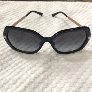 Burberry sunglasses new without tags